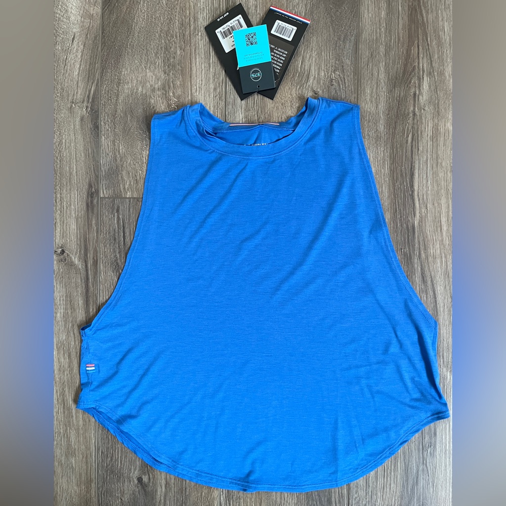 Nwt Fourlaps Curve Azure Blue Tank Top